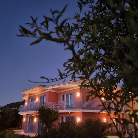 Julietta Suites Argosztóli Kültér fotó