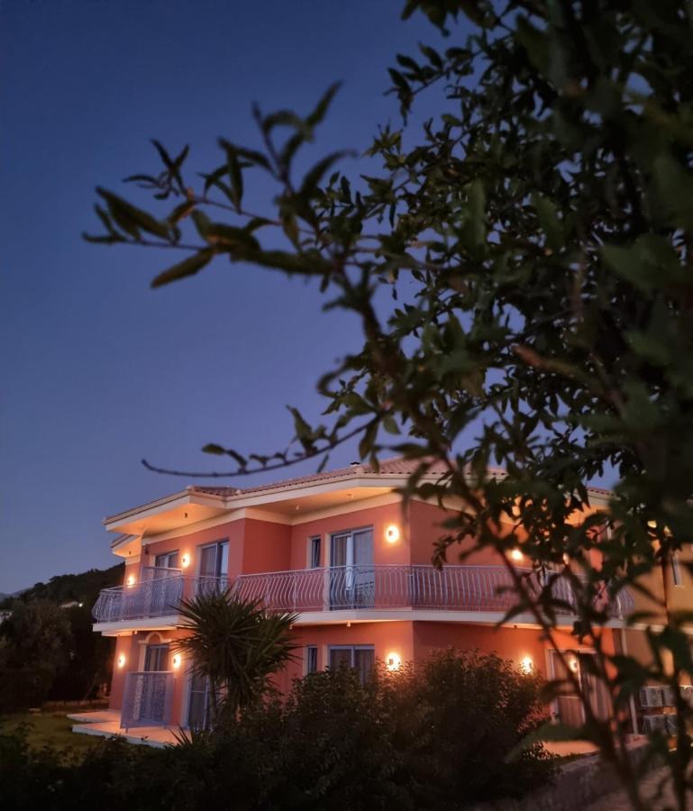Julietta Suites Argosztóli Kültér fotó